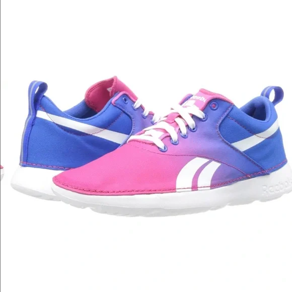 Women's Reebok Pink Blue Fade Out Sneakers Sz 8 - Picture 4 of 7